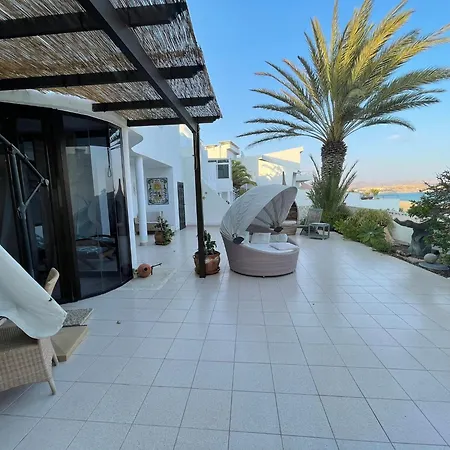 Casa Marga - A Romantic 펜션 *